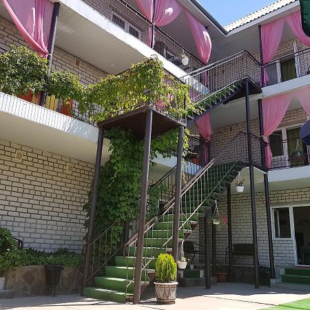 Hotel Flamingo Zaliznyj Port Exteriér fotografie