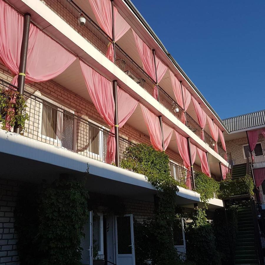 Hotel Flamingo Zaliznyj Port Exteriér fotografie