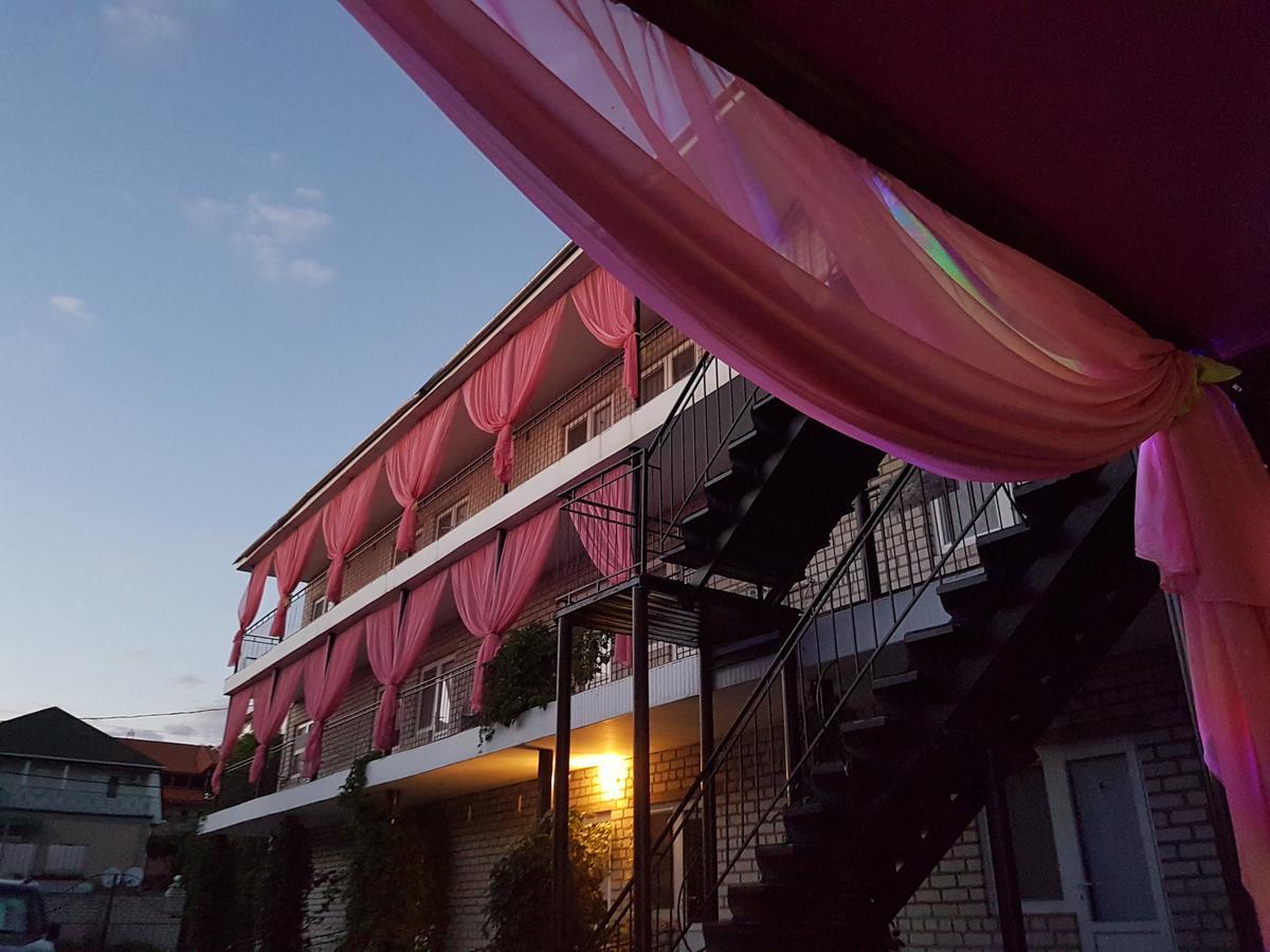 Hotel Flamingo Zaliznyj Port Exteriér fotografie