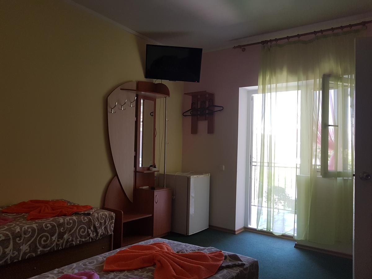 Hotel Flamingo Zaliznyj Port Exteriér fotografie